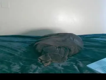 EmiliaCatalina – webcam model profile photo Image 16