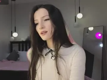 evymiuu – webcam model profile photo Image 19