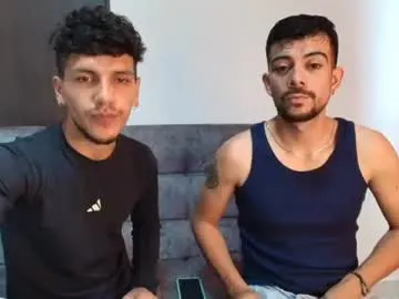 Sofia18_pinkk – webcam model profile photo Image 2