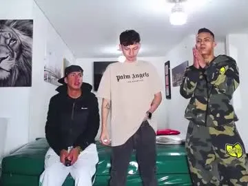 zoyarathore – webcam model profile photo Image 18