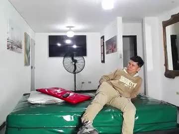 zoyarathore – webcam model profile photo Image 9