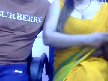 YumiLux – webcam model profile photo Image 15