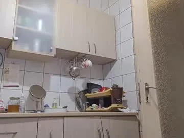 AllaTousNew – webcam model profile photo Image 13