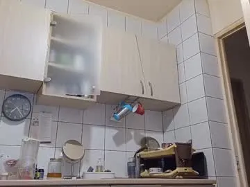 AllaTousNew – webcam model profile photo Image 15