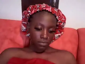 Hornylouisewil – webcam model profile photo Image 4