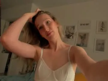 RuslanaXX – webcam model profile photo Image 10