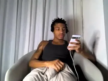 sareandrob – webcam model profile photo Image 12