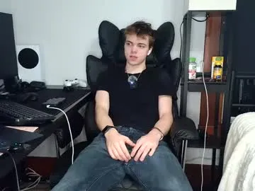 Nicoleevien – webcam model profile photo Image 15