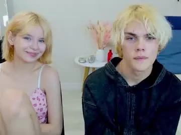 isisxoxx – webcam model profile photo Image 16