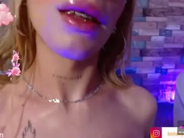 Samira-Summer – webcam model profile photo Image 2