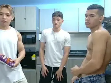 Ninabigtitied – webcam model profile photo Image 3