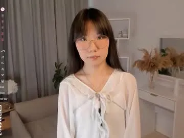 serena_willow – webcam model profile photo Image 4