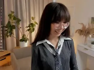 serena_willow – webcam model profile photo Image 5