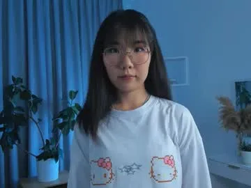 serena_willow – webcam model profile photo Image 8