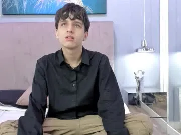 _Alicee_1 – webcam model profile photo Image 11