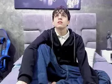 _Alicee_1 – webcam model profile photo Image 15