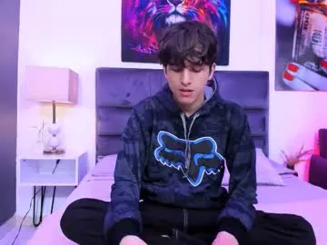 _Alicee_1 – webcam model profile photo Image 3