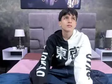 _Alicee_1 – webcam model profile photo Image 8