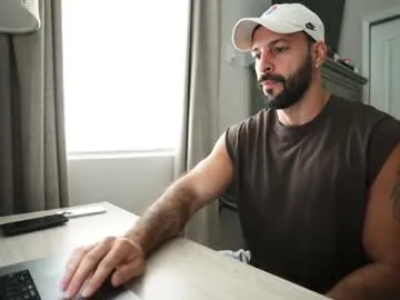 OnlyPragya – webcam model profile photo Image 13