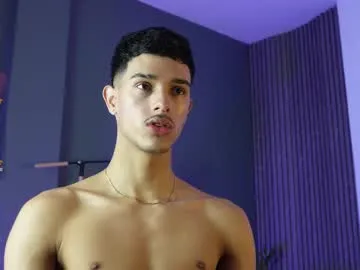 JayJayPink – webcam model profile photo Image 12