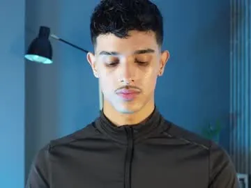 JayJayPink – webcam model profile photo Image 15