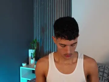 JayJayPink – webcam model profile photo Image 4