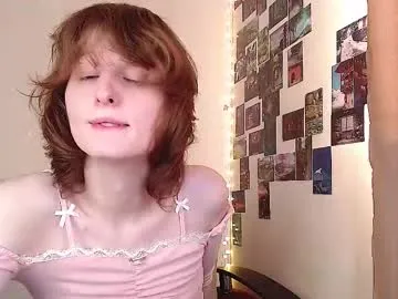 liz_grant – webcam model profile photo Image 7