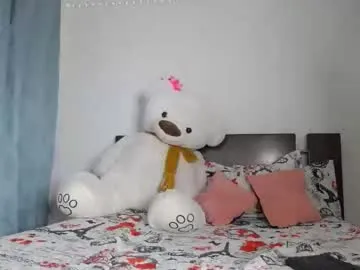 MichelleVibes18 profile photo Image 9