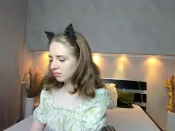 RollDolls – webcam model profile photo Image 11