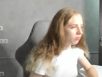 RollDolls – webcam model profile photo Image 5