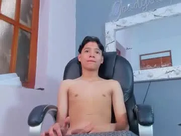 PichyPrettyPussy – webcam model profile photo Image 19