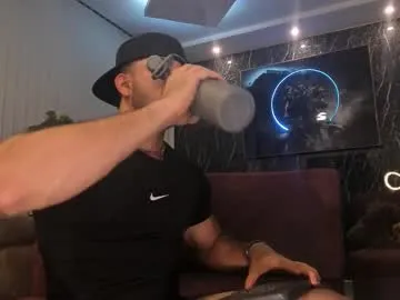 BustyBonnieUK – webcam model profile photo Image 12