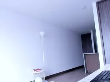 priya_sharma02 – webcam model profile photo Image 10