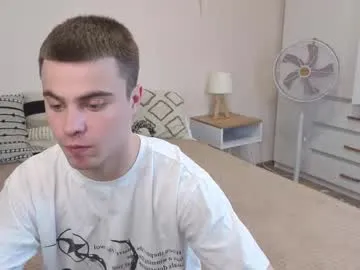 PumaShyXD – webcam model profile photo Image 7