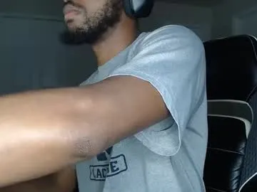 PumaShyXD – webcam model profile photo Image 14