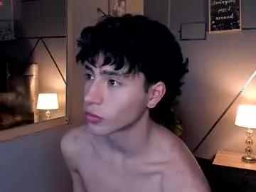 PumaShyXD – webcam model profile photo Image 12