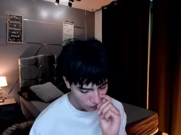 PumaShyXD – webcam model profile photo Image 17