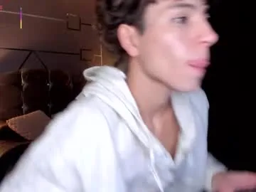 PumaShyXD – webcam model profile photo Image 4