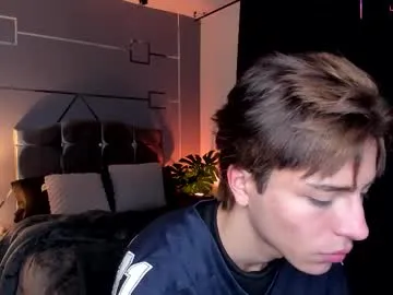 PumaShyXD – webcam model profile photo Image 5