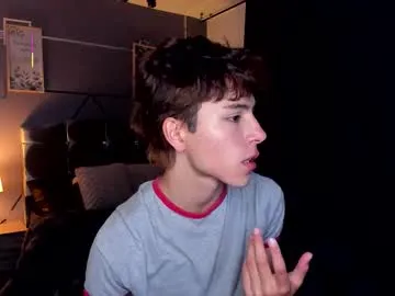 PumaShyXD – webcam model profile photo Image 6