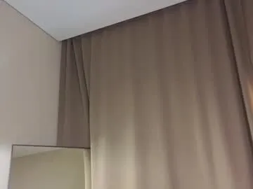 Rinamay_ – webcam model profile photo Image 9