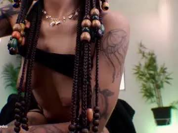 kykybaby4444 – webcam model profile photo Image 2