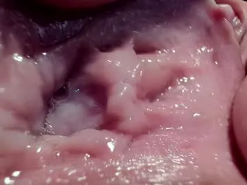 FroggyAnna – webcam model profile photo Image 3