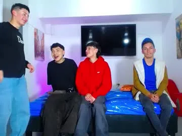 EmiliaCatalina – webcam model profile photo Image 9