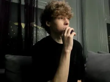 ORLA86 – webcam model profile photo Image 4