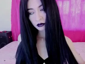 Draculona-666 – webcam model profile photo Image 8