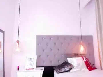 curvyflawless – webcam model profile photo Image 18