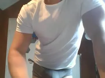 adventurina – webcam model profile photo Image 15