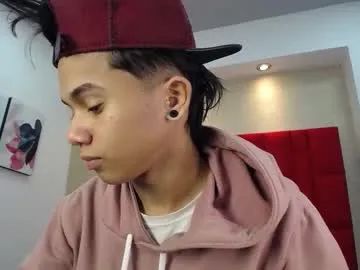 Sophie_cute06 – webcam model profile photo Image 15