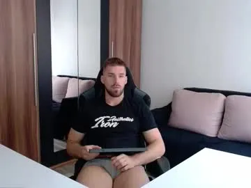 braxiboy – webcam model profile photo Image 10